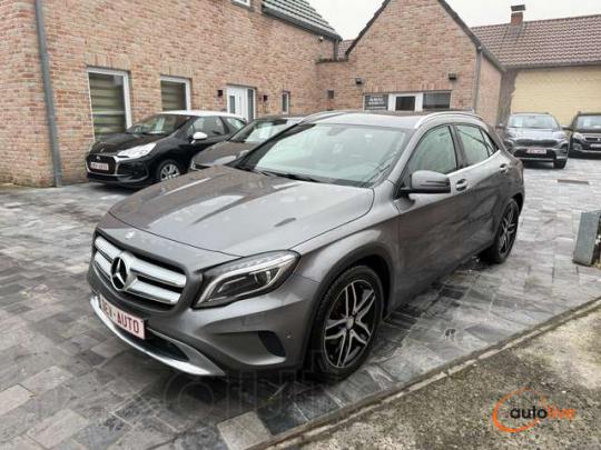 Mercedes-Benz GLA 200 - 1