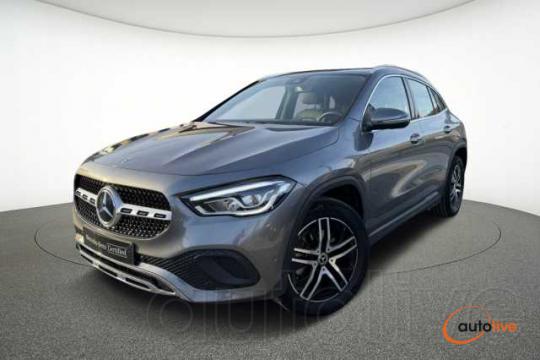 Mercedes-Benz GLA 200 Off-Roader Luxury Line - 1