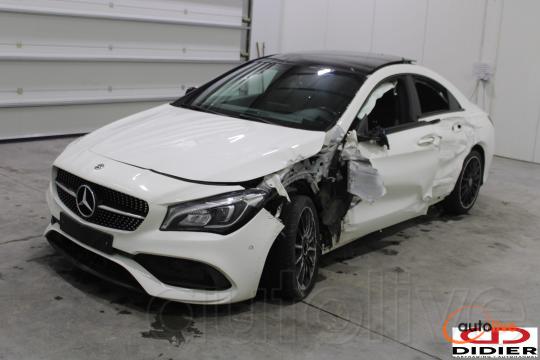 MERCEDES-BENZ CLA200 - 1