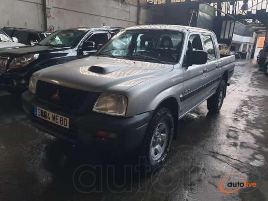 Mitsubishi L200 - 1