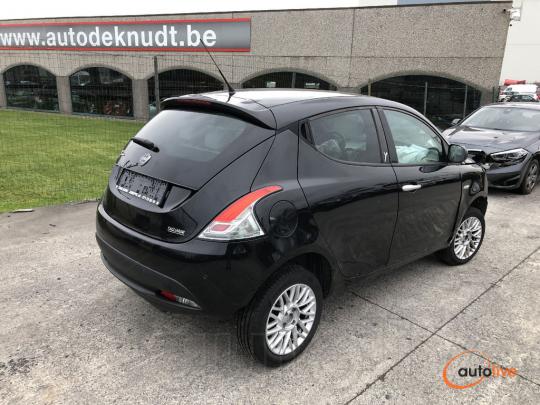 LANCIA YPSILON GOLD 0.9 AUTOMATIQUE - 1