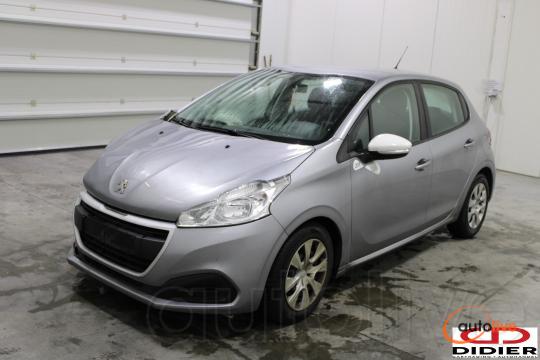 PEUGEOT 208 - 1