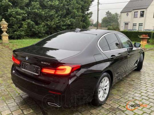 BMW 530 eA PHEV Camera, Verwarmd Leder, ACC, Garantie! - 1