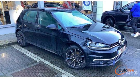 VOLKSWAGEN GOLF COMFORTLINE - 1