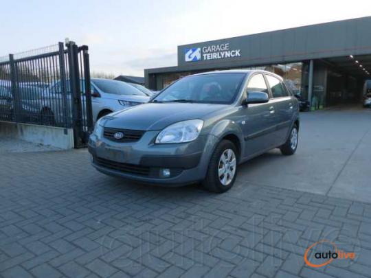 Kia Rio 1.5 D 110pk 5d Business garantie '06 147000km (57231) - 1