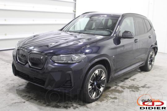 BMW IX3 - 1