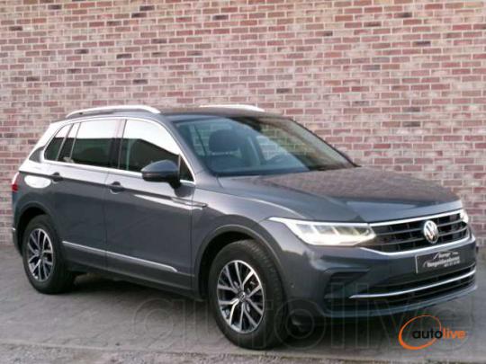 Volkswagen Tiguan 1.5 TSI  DSG Toit pano,Attelage,Navi, Caméra... - 1