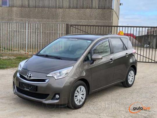 Toyota Verso-S Verso S 1.33 VVT-i Skyview Multidrive  automatique - 1