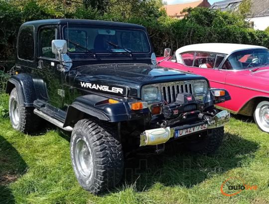 JEEP Wrangler 4/1990, zwart; +- 70.000 KM (upgradebaar) - 1