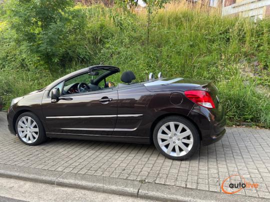 Peugeot 207 CC 1.6 VTi – 2013 - 1