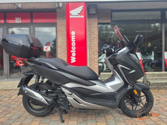 HONDA FORZA 300 ABS - 1