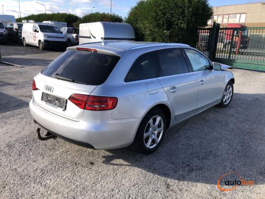 AUDI A4 2.0 TDI 120 - 1