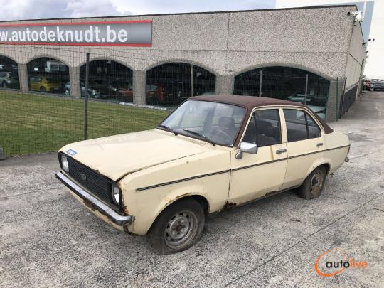 FORD ESCORT - 1