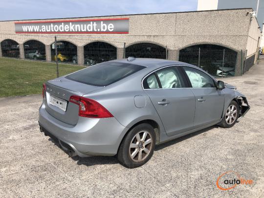 VOLVO S60 2.0 D - 1