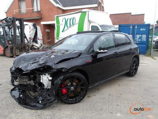 VOLKSWAGEN GOLF GTI - 1