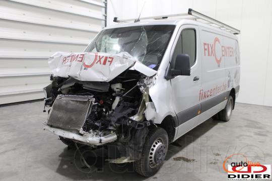 MERCEDES-BENZ SPRINTER - 1
