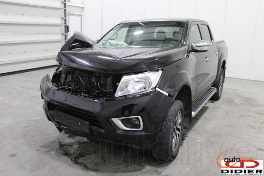 NISSAN NAVARA - 1