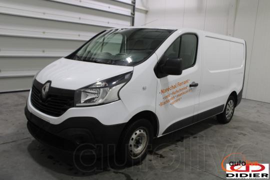 RENAULT TRAFIC - 1