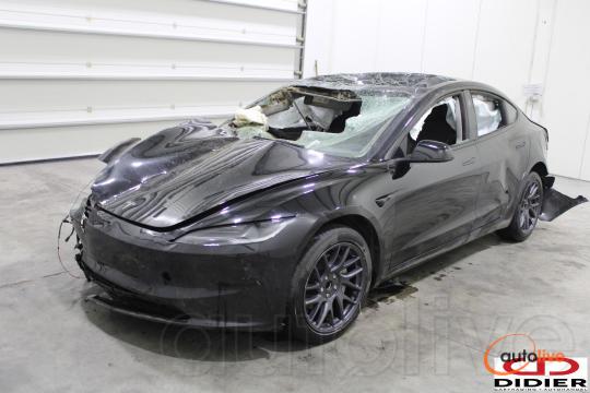 TESLA MODEL3 - 1