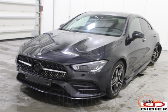 MERCEDES-BENZ CLA180 - 1