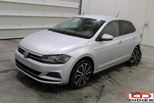 VOLKSWAGEN POLO - 1