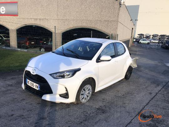 TOYOTA YARIS 1.5 HYBRIDE - 1