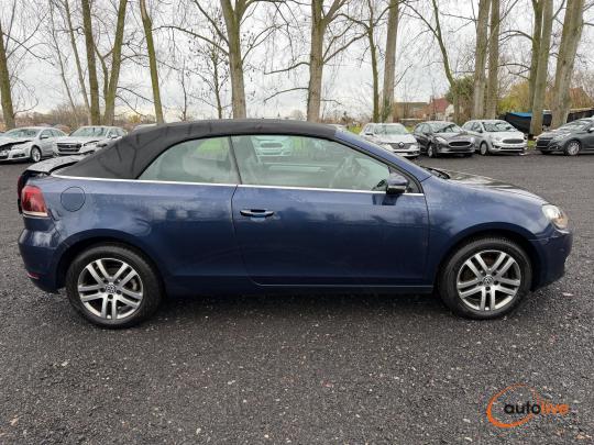 VOLKSWAGEN GOLF CABRIOLET - 1