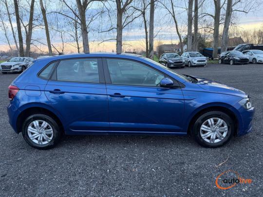 VOLKSWAGEN POLO TRENDLINE - 1