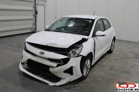 KIA RIO - 1