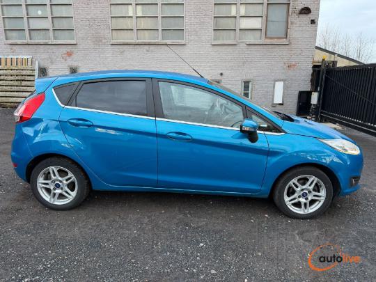 FORD FIESTA TITANIUM - 1