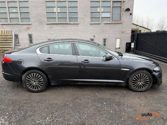 JAGUAR XF 2.2 D - 1
