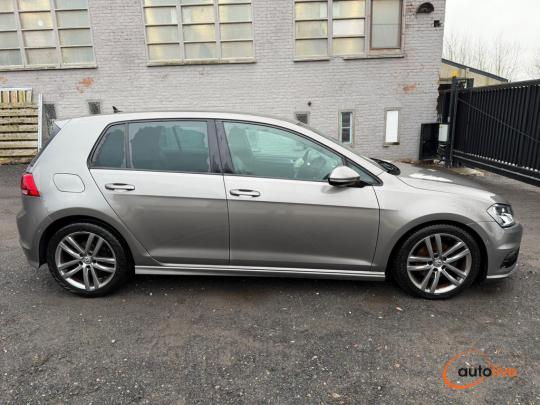 VOLKSWAGEN 1.6 TDI HIGHLINE - 1