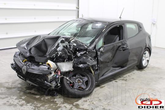 RENAULT CLIO - 1