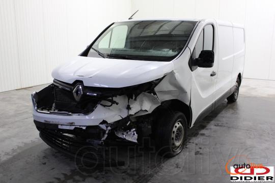 RENAULT TRAFIC - 1