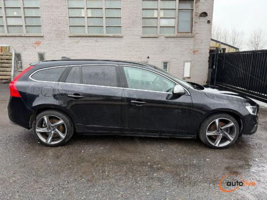 VOLVO V60 V 60 R-DESIGN - 1