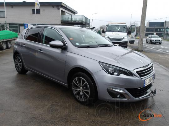 PEUGEOT 308 - 1