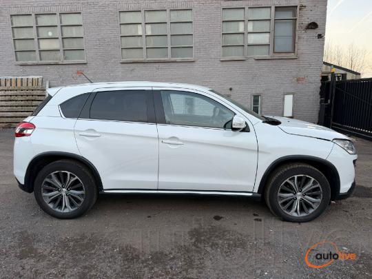 PEUGEOT 4008 ALLURE - 1