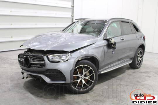 MERCEDES-BENZ GLC300 - 1