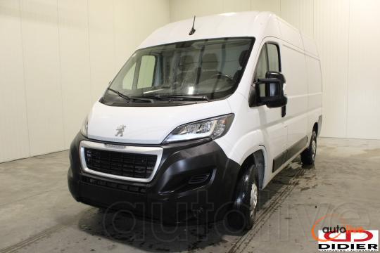 PEUGEOT BOXER - 1