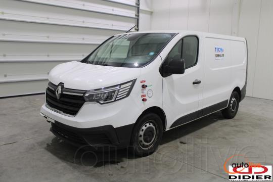 RENAULT TRAFIC - 1