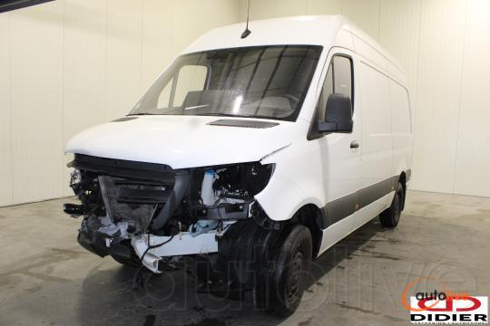 MERCEDES-BENZ SPRINTER - 1