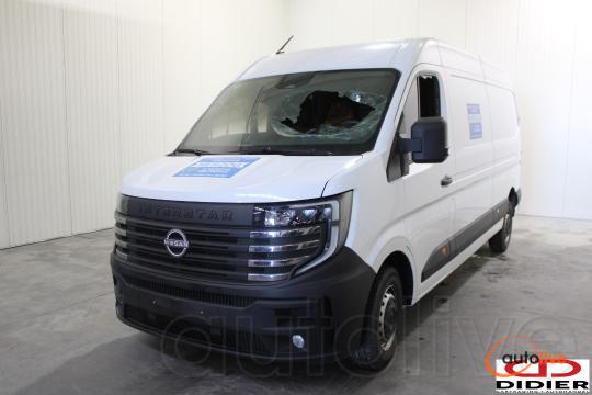 NISSAN NV400 - 1