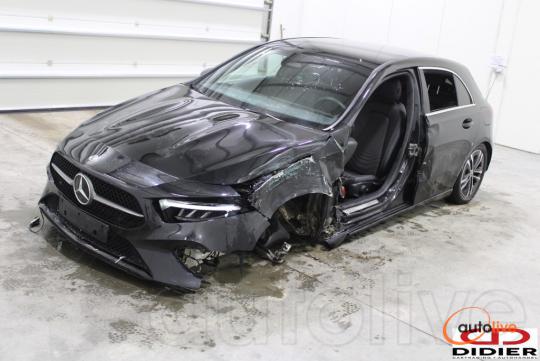 MERCEDES-BENZ A180 - 1