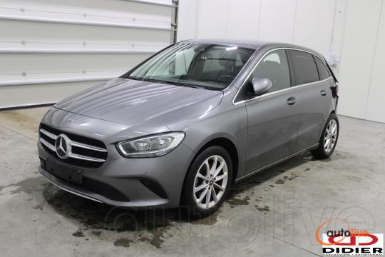 MERCEDES-BENZ B180 - 1