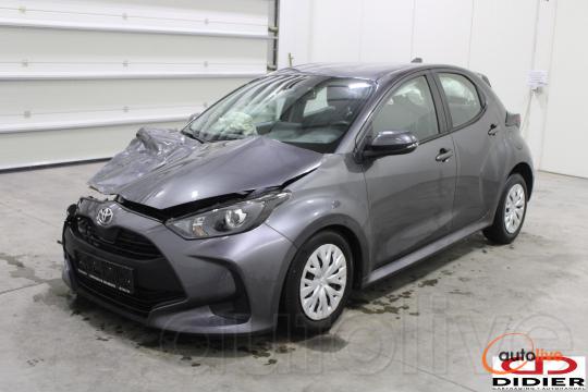 TOYOTA YARIS - 1