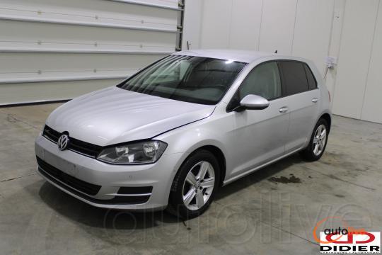 VOLKSWAGEN GOLF - 1