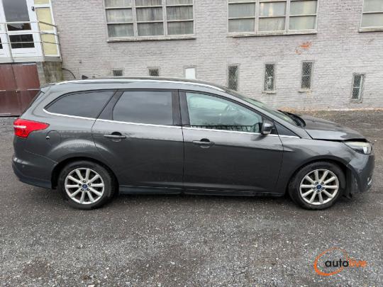 FORD FOCUS TITANIUM - 1