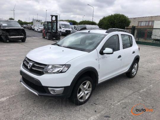 DACIA SANDERO 0.9 STEPWAY - 1