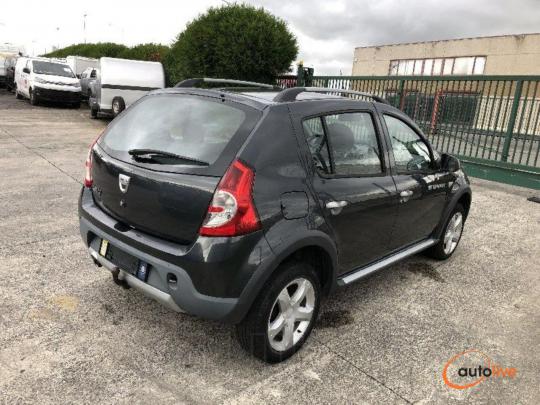 DACIA SANDERO 1.6 I  STEPWAY - 1