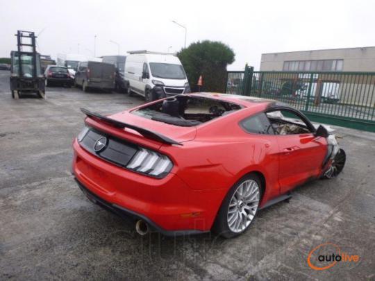 FORD MUSTANG - 1